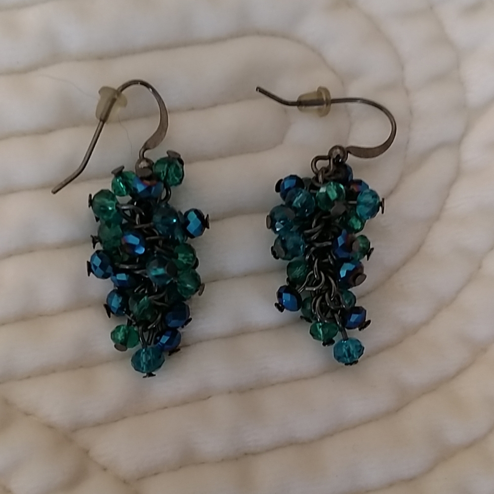 Earrings - Picture 2 of 3